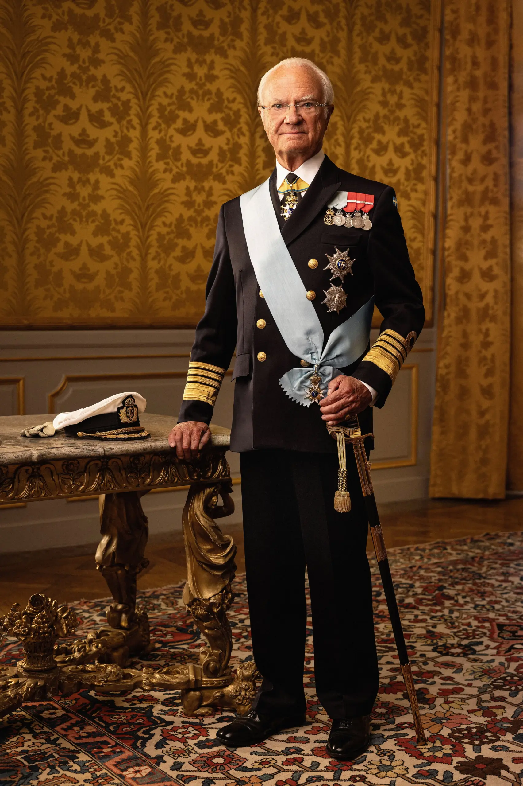 Een portret ter ere van Carl Gustafs 80e verjaardag.